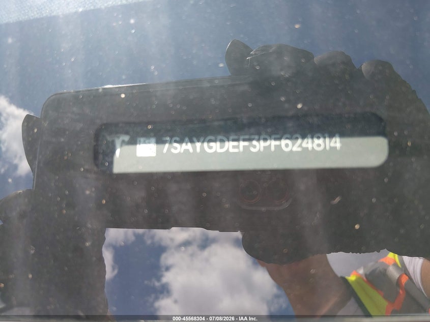 TESLA MODEL Y 2023 VIN 7SAYGDEF3PF624814