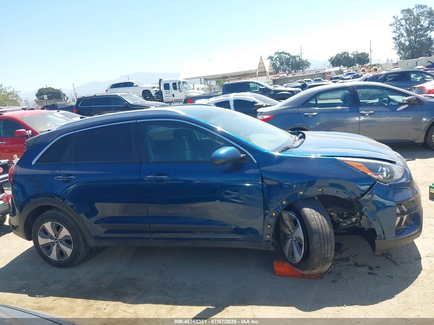 2022 Kia Niro Lx VIN: KNDCB3LC4N5515771 Lot: 45568351