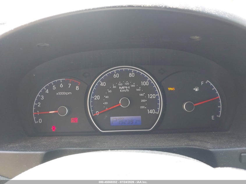 2010 HYUNDAI ELANTRA auction photo 7