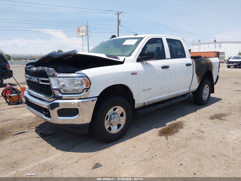 Vin: 3c6ur5cj8lg214072, lot: 46066736, ram 2500 tradesman  4x4 6'4 box 20202