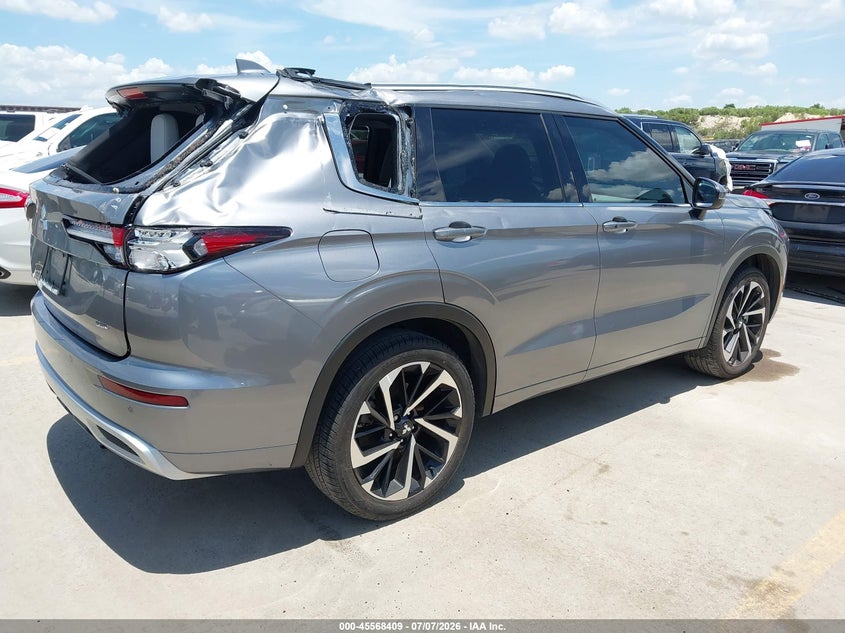 2024 MITSUBISHI OUTLANDER auction photo 4
