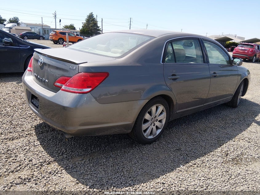 2006 TOYOTA AVALON auction photo 4