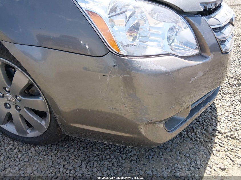2006 TOYOTA AVALON auction photo 6