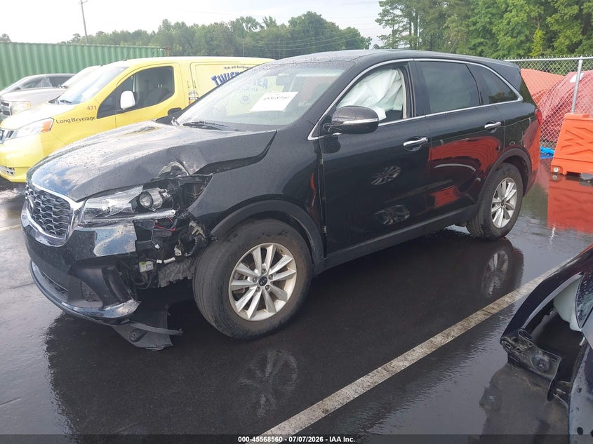 2019 Kia Sorento 2.4L L, Left Front, IAAI, VIN 5XYPG4A34KG580487 — photo 2
