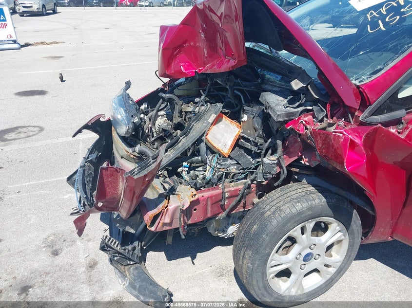 2015 FORD FIESTA auction photo 6