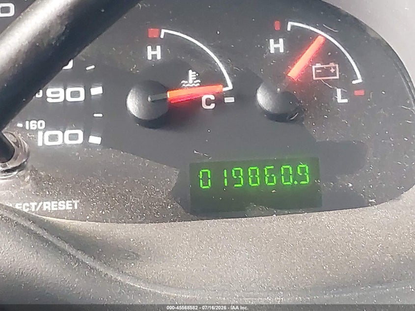 2004 Ford E-450 Cutaway Standard VIN: 1FDXE45SX4HB15693 Lot: 45568582