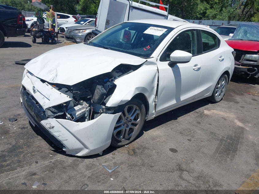 Vin: 3mydlbzvxgy134342, lot: 46066934, scion ia 20162