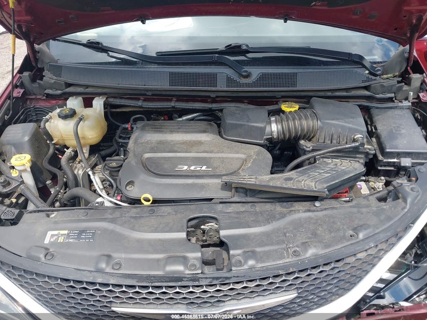 CHRYSLER PACIFICA 2017 VIN 2C4RC1EG4HR543590