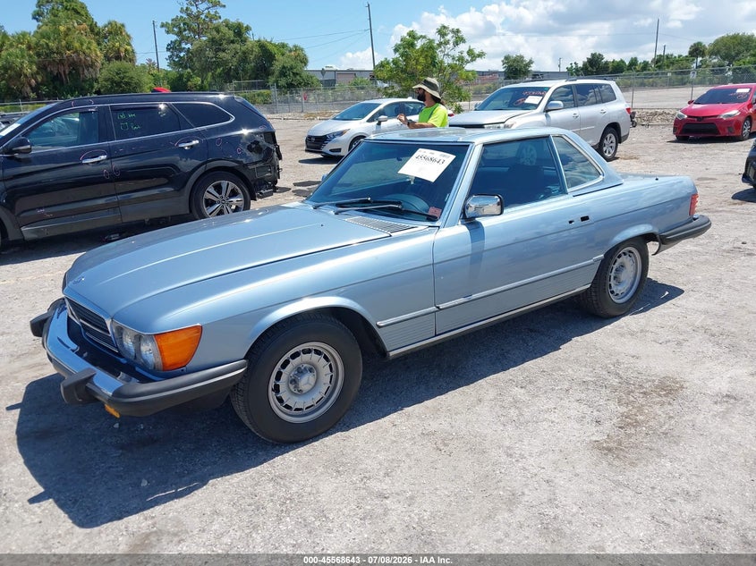 1985 MERCEDES-BENZ 380 auction photo 2
