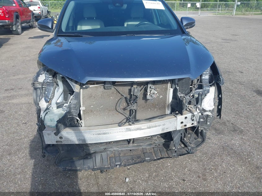 2019 TOYOTA HIGHLANDER auction photo 6