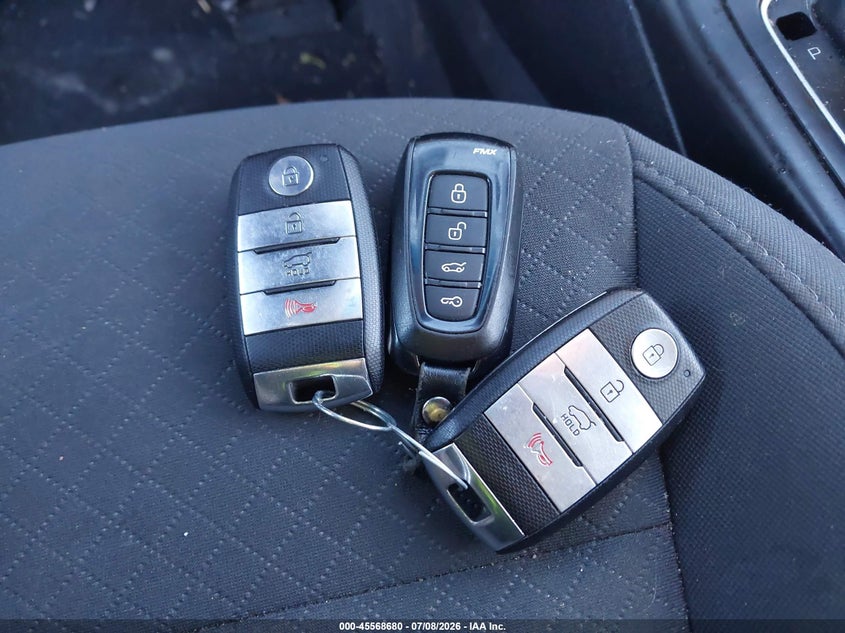 KIA SORENTO 2020 VIN 5XYPGDA50LG646052