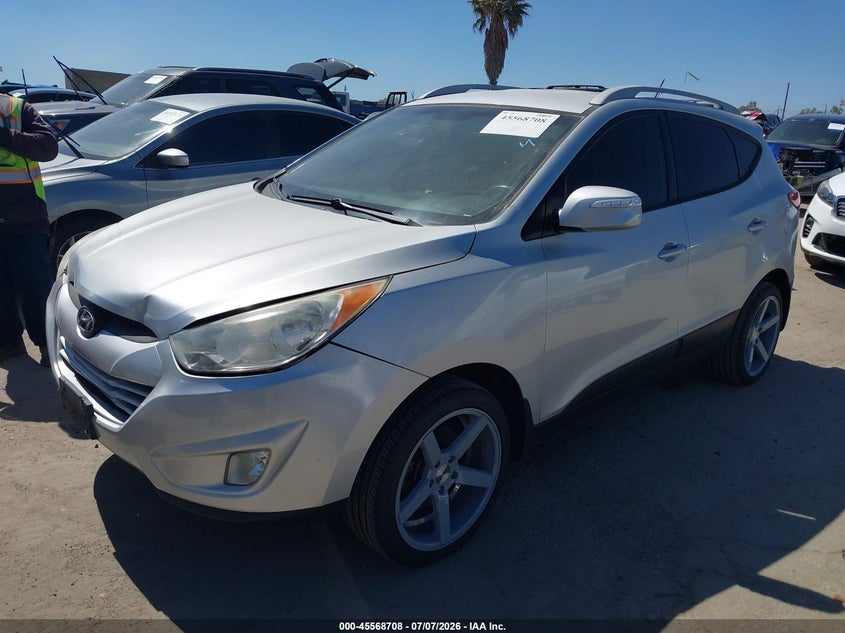 2013 Hyundai Tucson, Front End, IAAI, VIN KM8JU3AC3DU610455 — photo 2