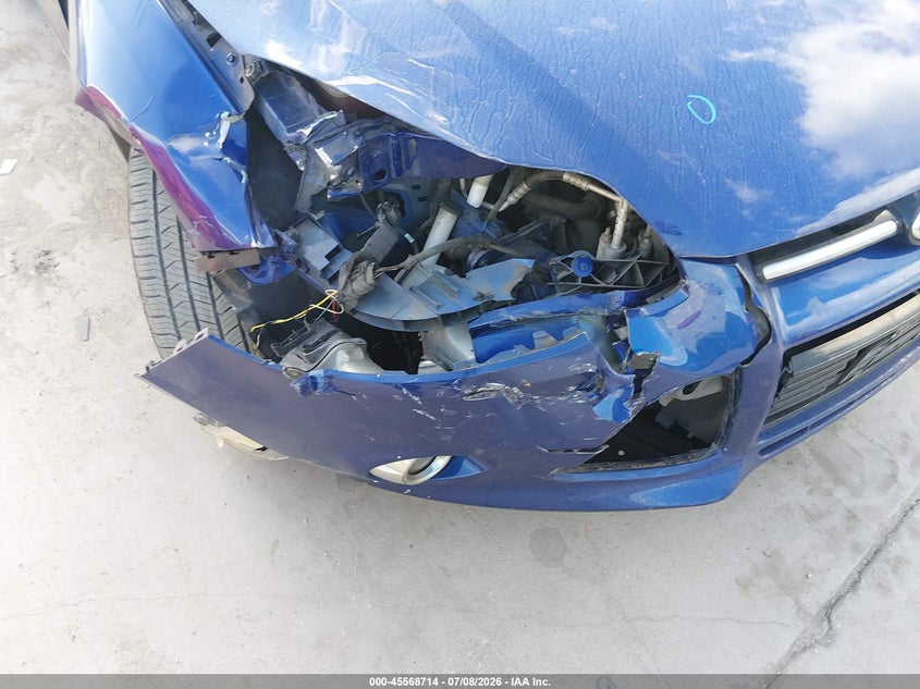 2012 FORD FOCUS auction photo 6
