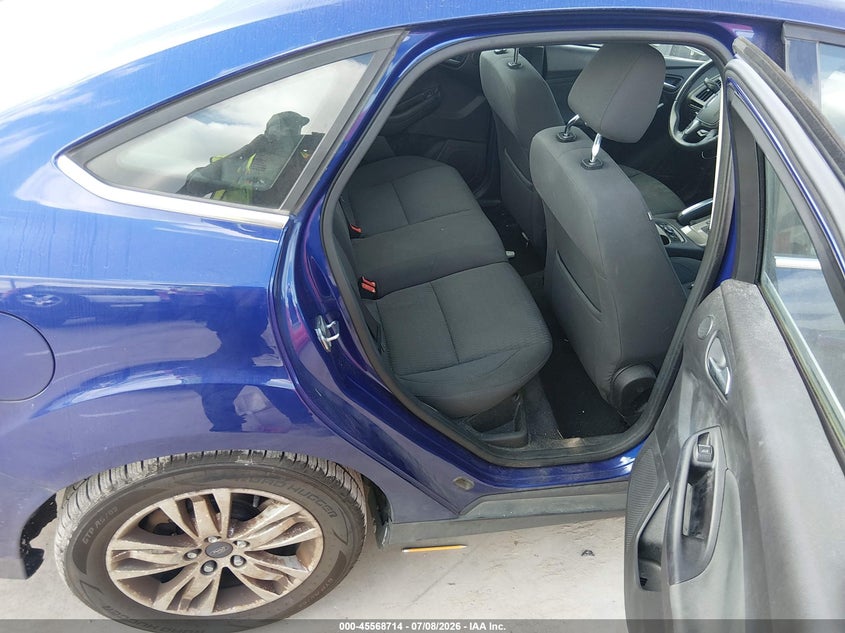 2012 FORD FOCUS auction photo 8