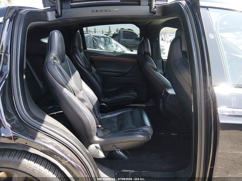 2017 Tesla Model X 100D/75D/90D VIN: 5YJXCBE27HF054209 Lot: 45568758