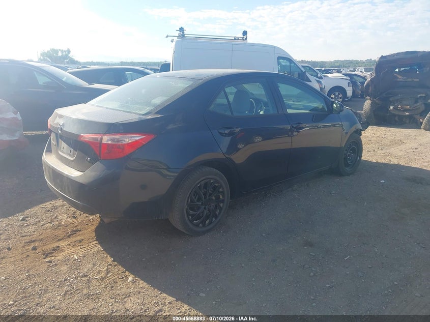 VIN 2T1BURHE5KC165410 2019 TOYOTA COROLLA LE