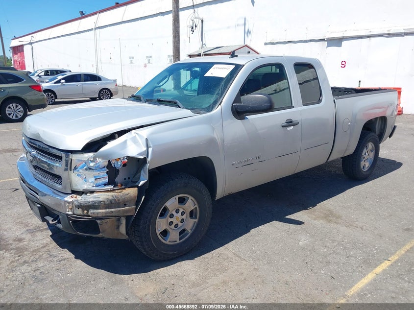 2010 Chevrolet Silverado, Удар спереду, IAAI, VIN 1GCSKSE38AZ223269 — фото 2