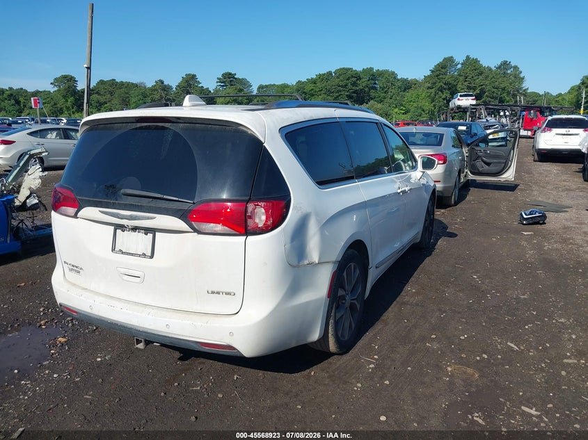 2017 CHRYSLER PACIFICA auction photo 4