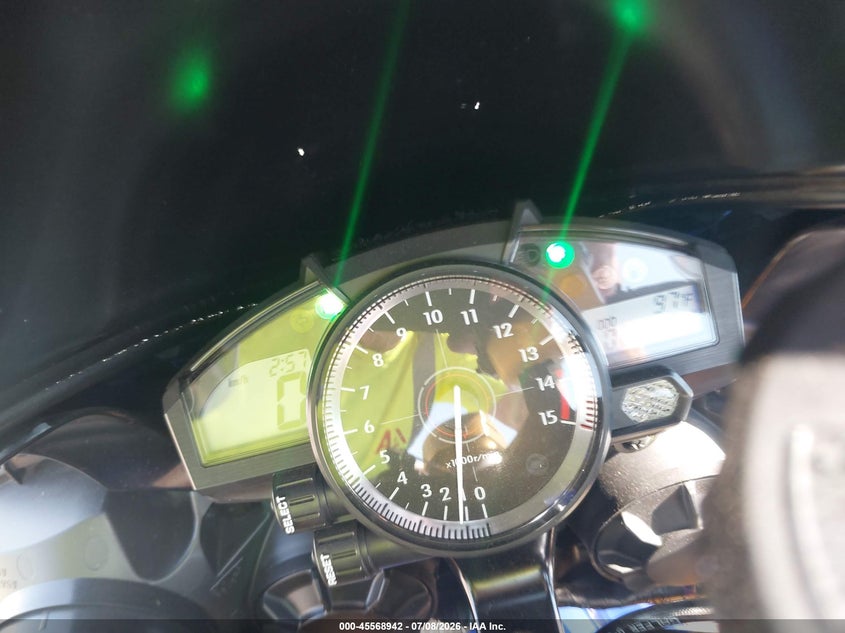 2007 YAMAHA YZFR1 auction photo 7