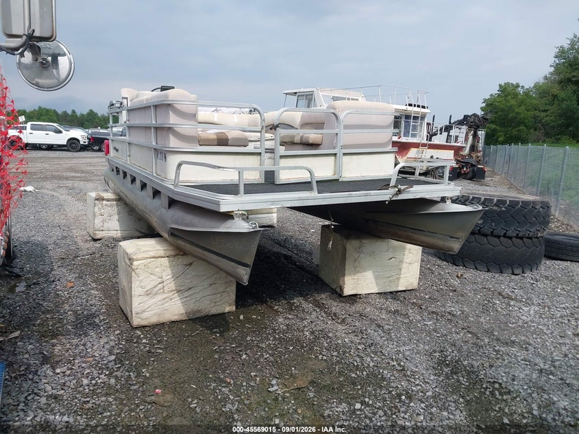 1976 OTHER RIVIERA CRUISER OTHER RIVIERA CRUISER N/A