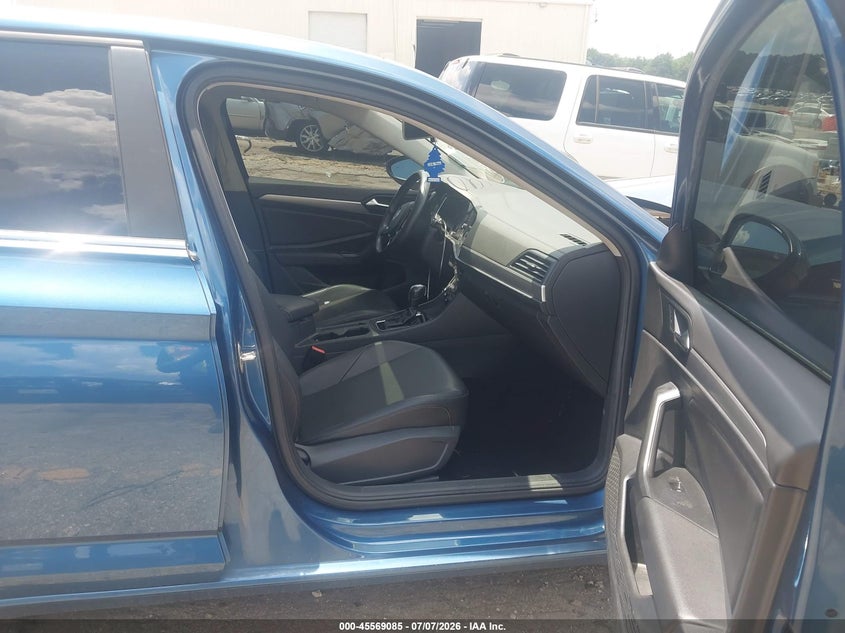 2020 VOLKSWAGEN JETTA auction photo 5