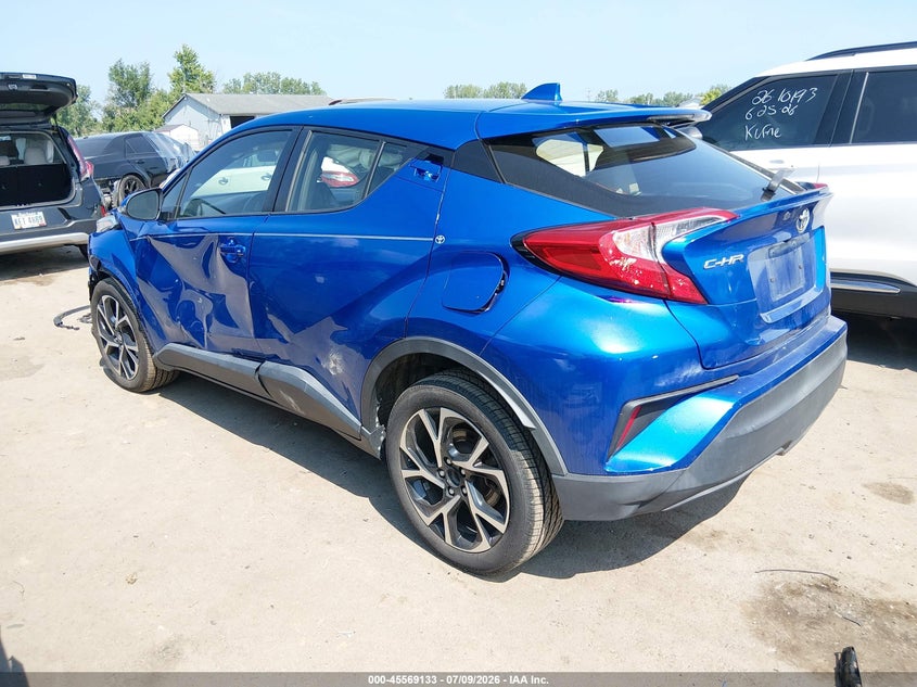 2019 TOYOTA C-HR auction photo 3