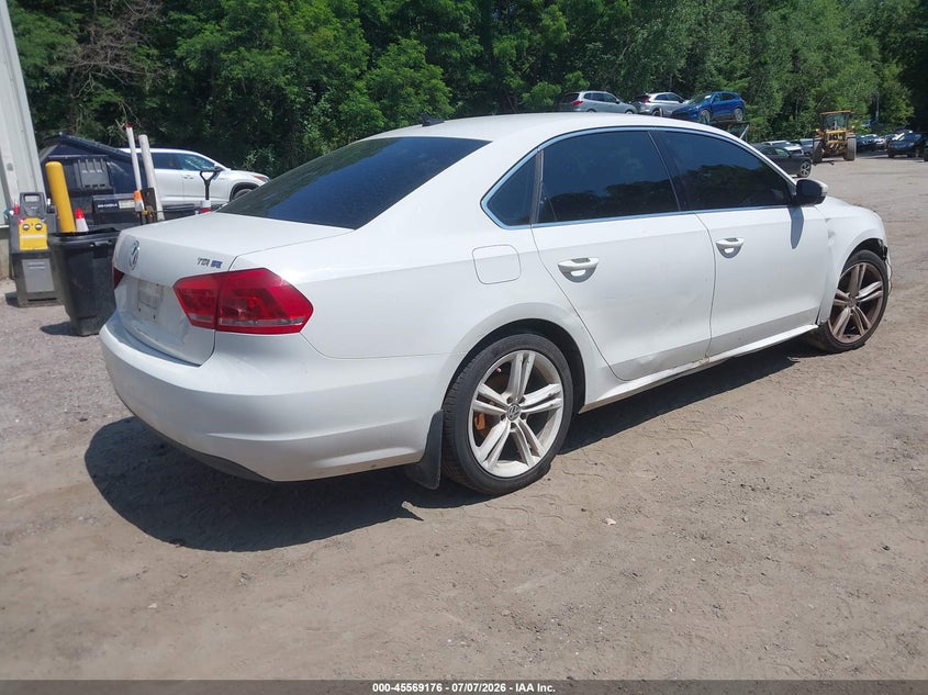 AtlanticExpress - Volkswagen Passat