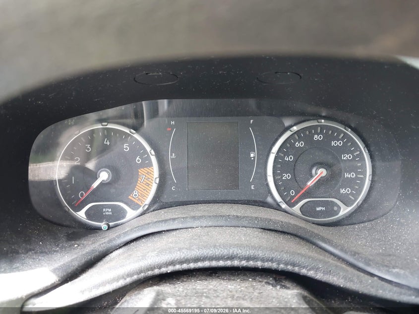 2019 JEEP RENEGADE auction photo 7