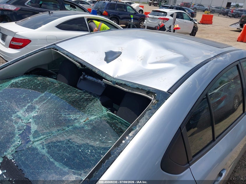 2025 SUBARU LEGACY auction photo 6