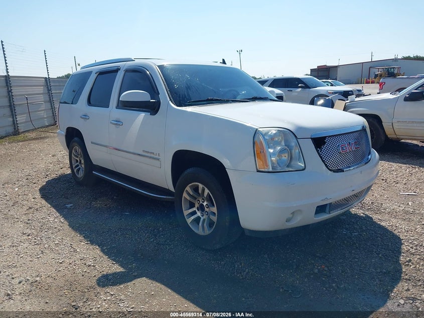 2009 GMC YUKON DENALI auction photo 1
