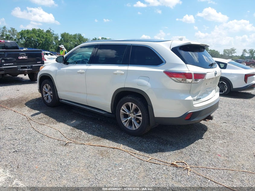 2014 TOYOTA HIGHLANDER auction photo 3