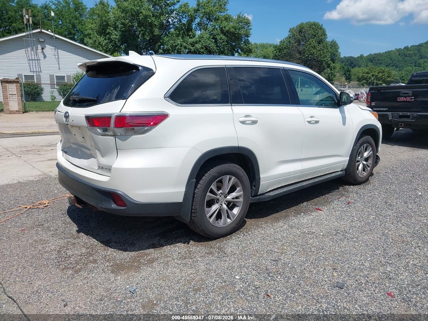 2014 TOYOTA HIGHLANDER auction photo 4