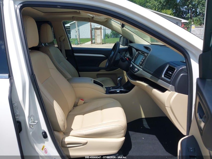 2014 TOYOTA HIGHLANDER auction photo 5