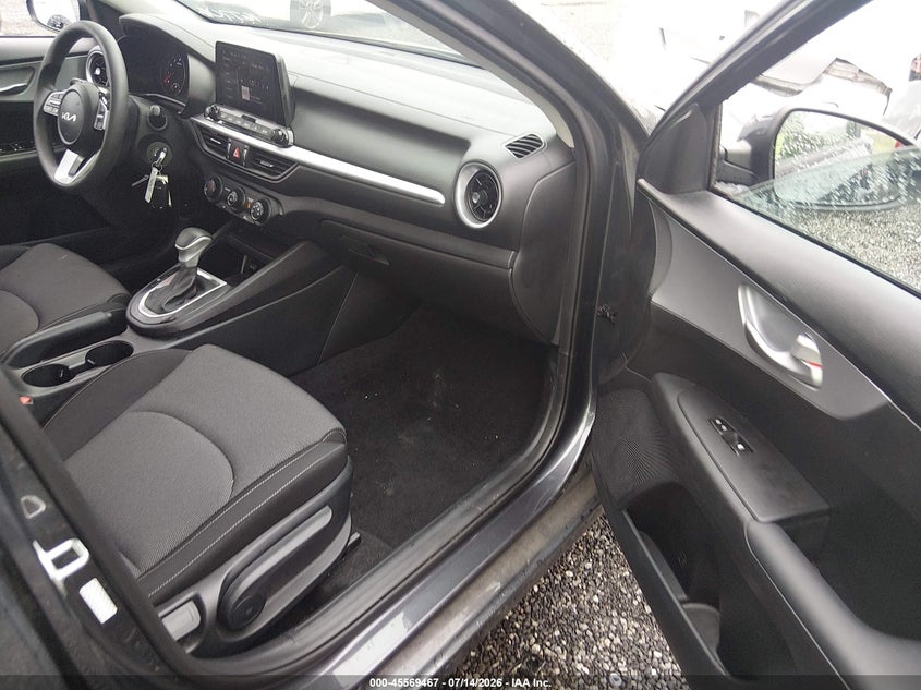 2023 KIA FORTE auction photo 5