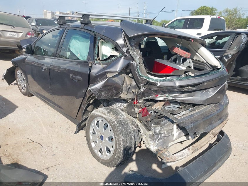 Vin: 1fahp3k23cl423615, lot: 46067863, ford focus se 20123
