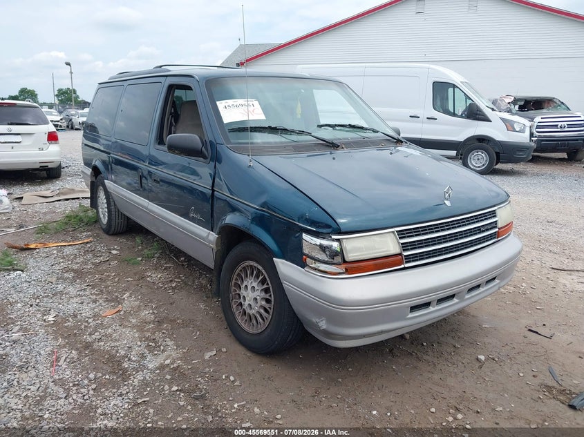 1995 PLYMOUTH GRAND VOYAGER auction photo 1