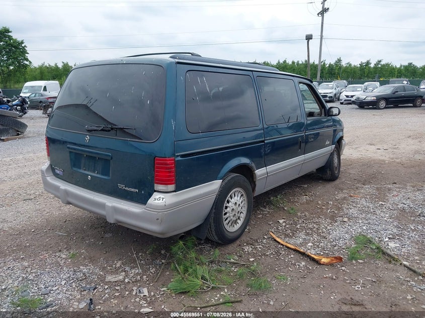 1995 PLYMOUTH GRAND VOYAGER auction photo 4