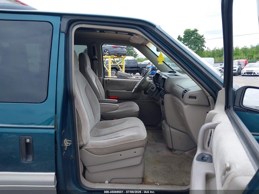 1995 PLYMOUTH GRAND VOYAGER auction photo 5