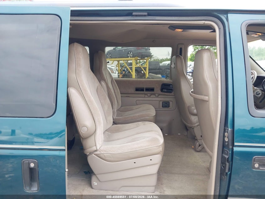 1995 PLYMOUTH GRAND VOYAGER auction photo 8