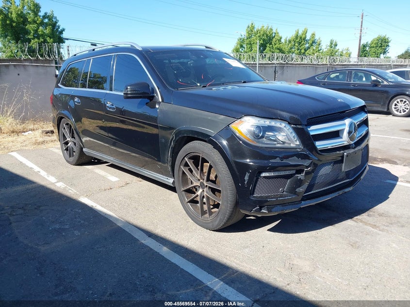 2015 MERCEDES-BENZ GL 550 4MATIC