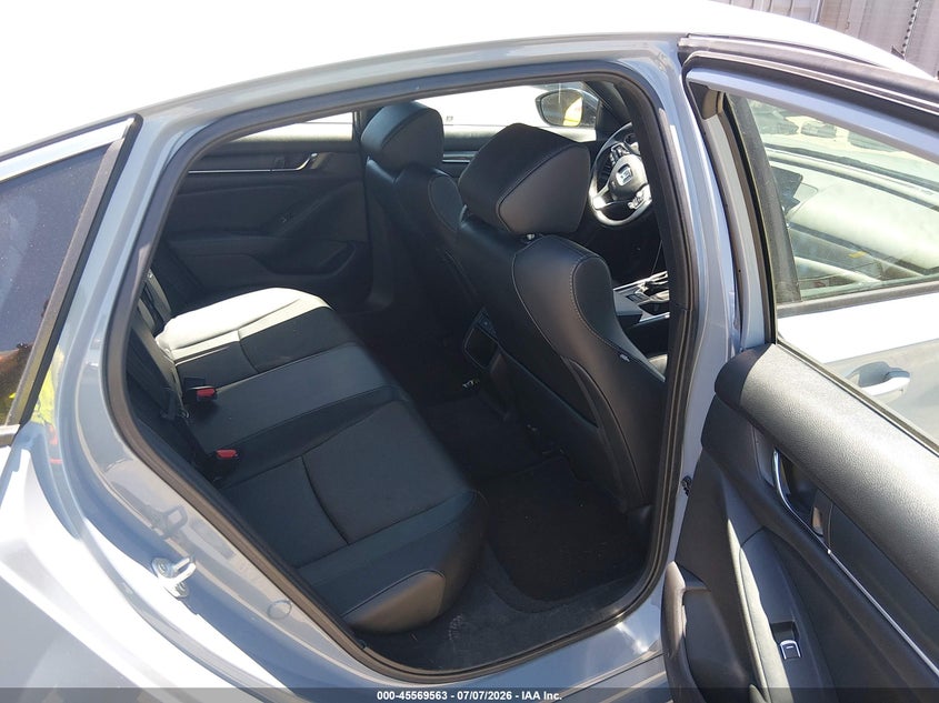 2021 HONDA ACCORD auction photo 8