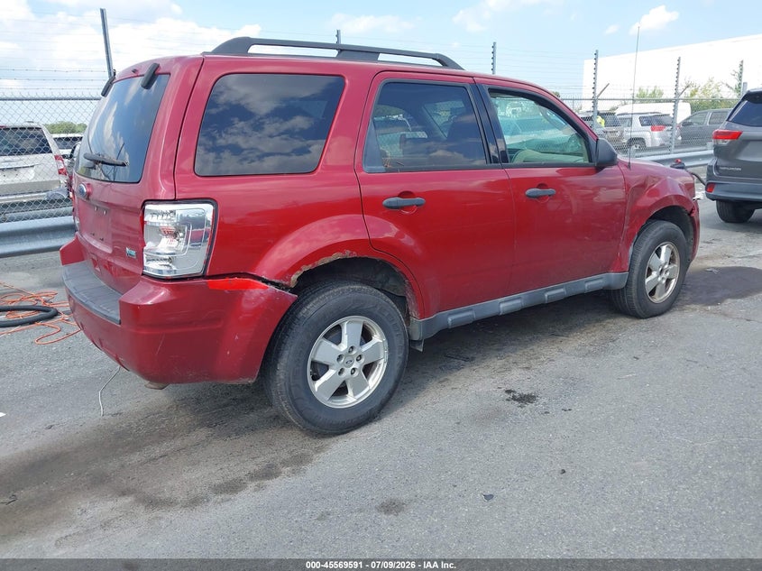 Vin: 1fmcu0dg8cka66972, lot: 46067920, ford escape xlt 20124