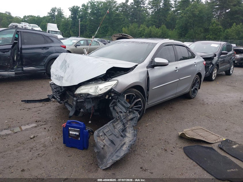 2016 Toyota Camry, Front End, IAAI, VIN 4T1BF1FK0GU134060 — photo 2