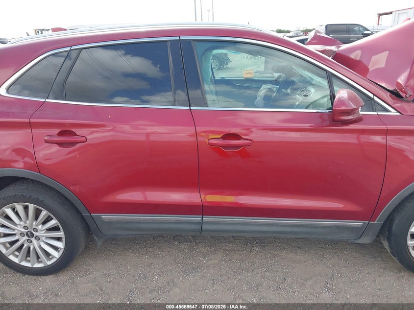 2019 Lincoln Mkc Standard VIN: 5LMCJ1C96KUL22415 Lot: 45569647