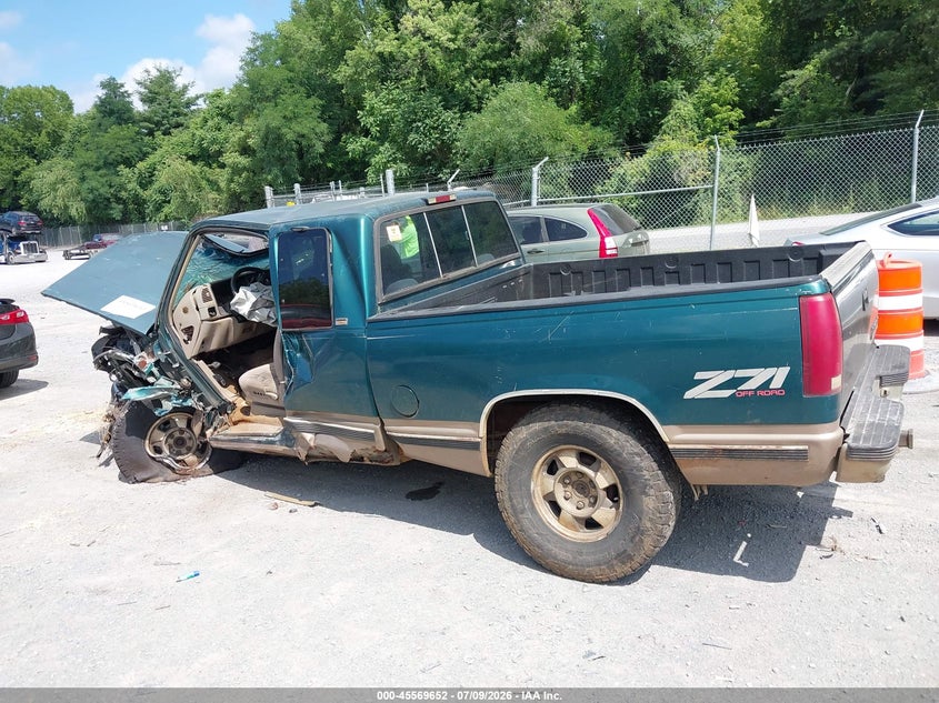 1996 Chevrolet Gmt-400 K1500 VIN: 2GCEK19M0T1151649 Lot: 45569652