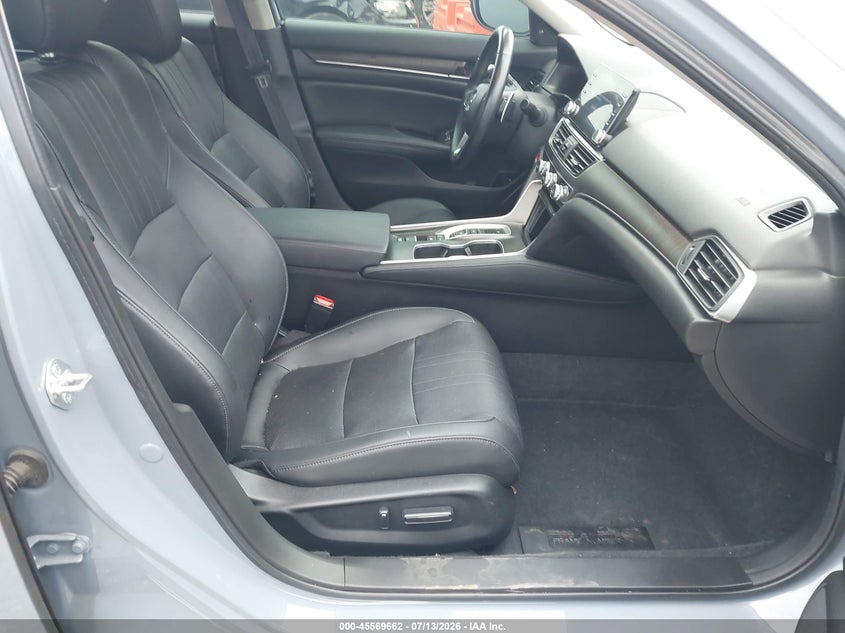 2022 HONDA ACCORD HYBRID auction photo 5
