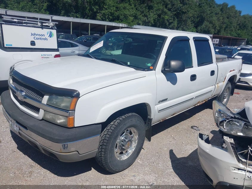 2004 CHEVROLET SILVERADO 2500 auction photo 2