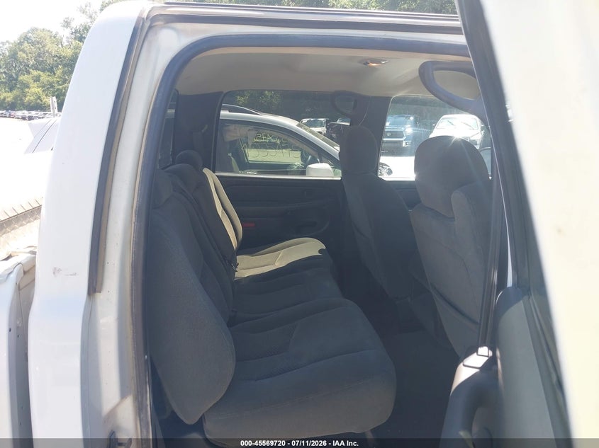 2004 CHEVROLET SILVERADO 2500 auction photo 8
