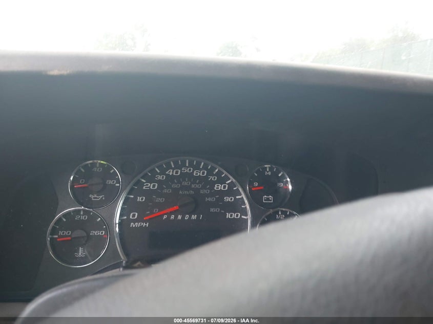 2011 CHEVROLET EXPRESS 2500 auction photo 7