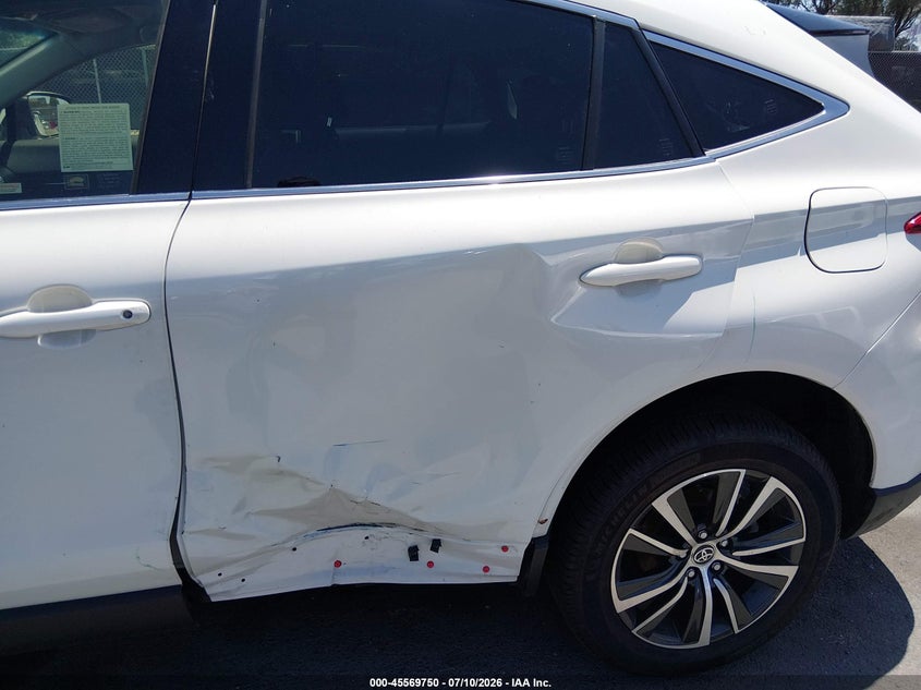 2021 Toyota Venza Le VIN: JTEAAAAH9MJ085864 Lot: 45569750